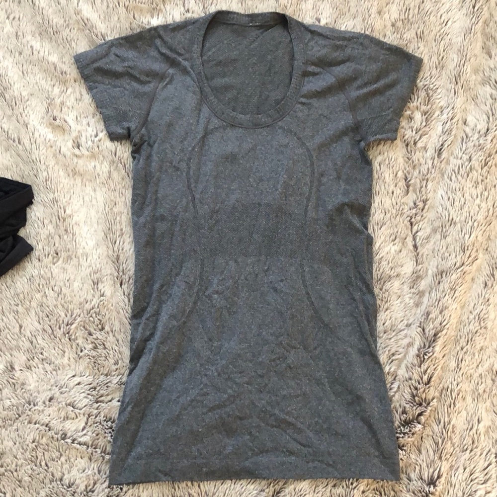 Lululemon Tee Shirt